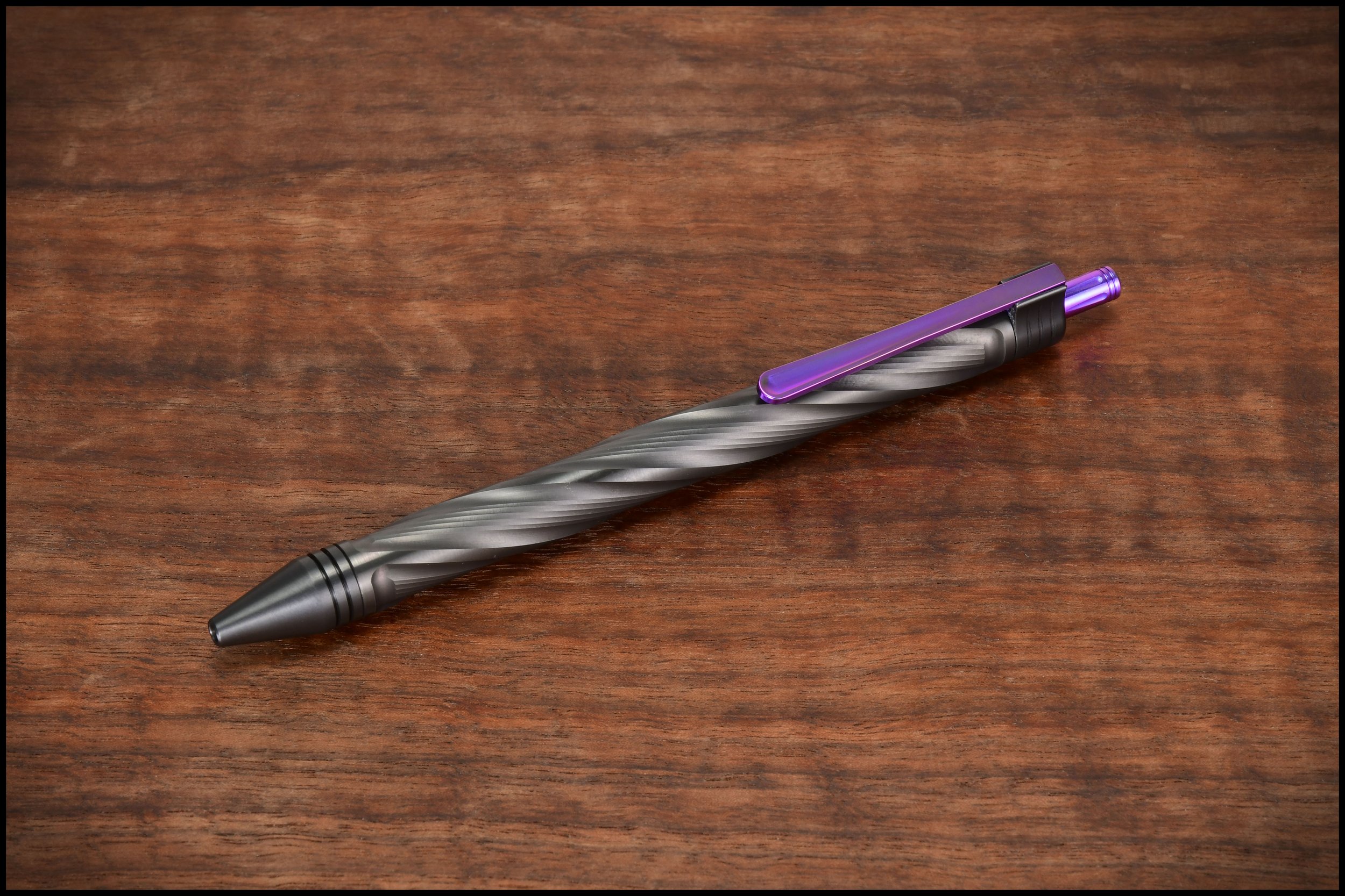 Soul Pen Limited Design - Dragon's Breath Drops — BILLETSPIN-EDC
